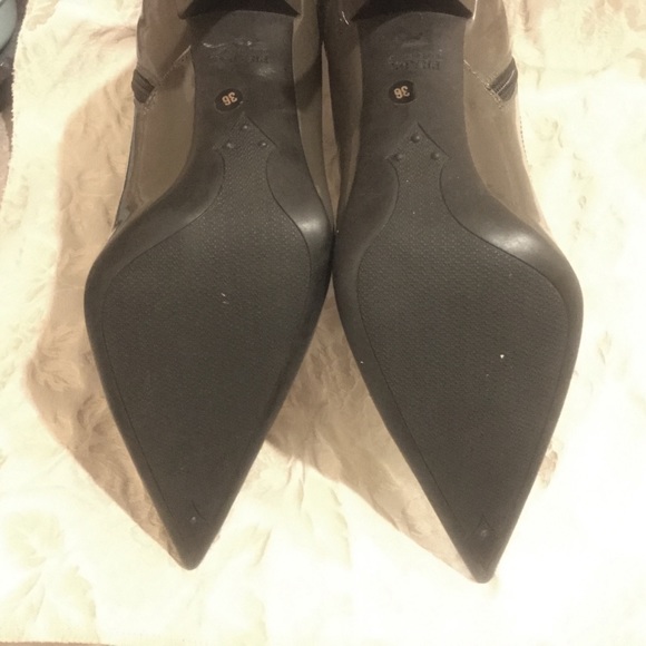 PRADA Grey Patent Leather Ankle Boots sz 6 - Picture 7 of 9